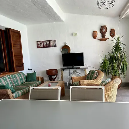 Сasa de vacaciones Ub Kabila Ii, Nº69, Casa 8-10 Personas *